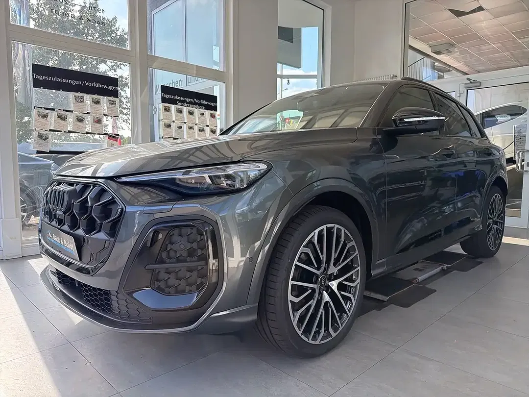 Audi SQ5 3.0 TFSI - foto 2