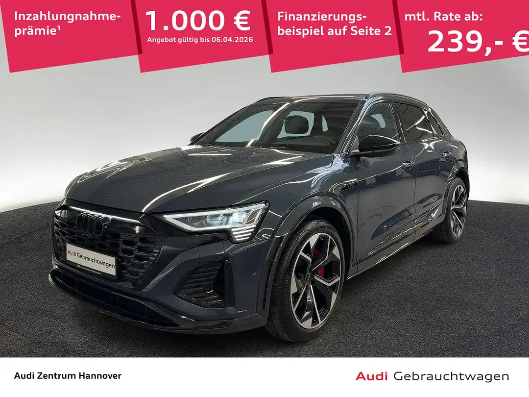 Audi SQ8 e-tron quattro Matrix LED - foto 1