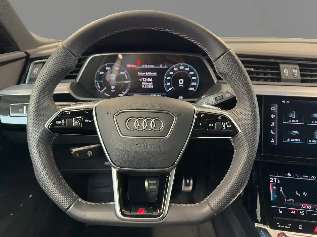 Audi SQ8 e-tron quattro Matrix LED - Thumbnail 12