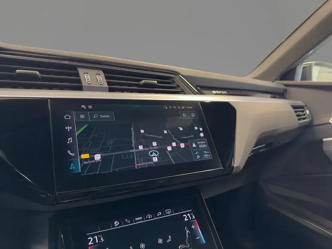 Audi SQ8 e-tron quattro Matrix LED - Thumbnail 13