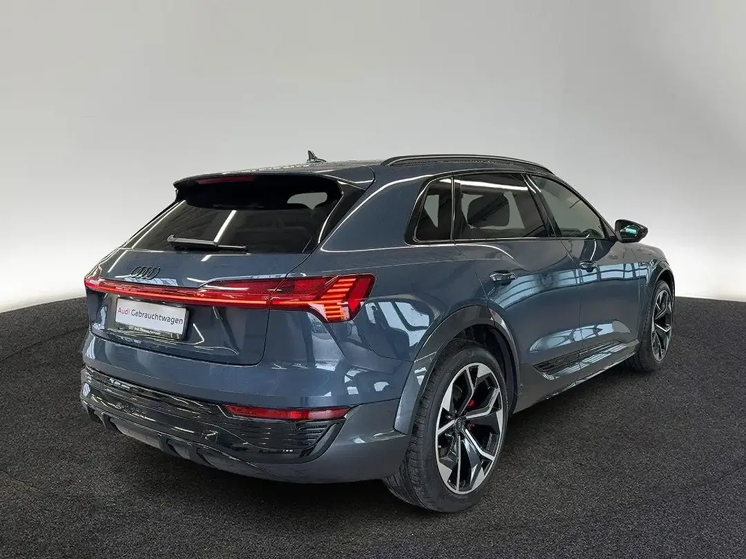 Audi SQ8 e-tron quattro Matrix LED - Thumbnail 6
