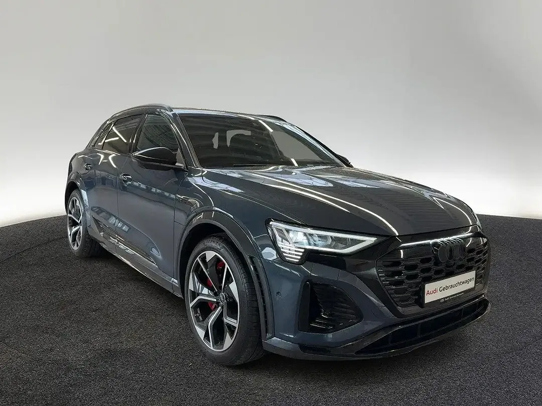 Audi SQ8 e-tron quattro Matrix LED - Thumbnail 7