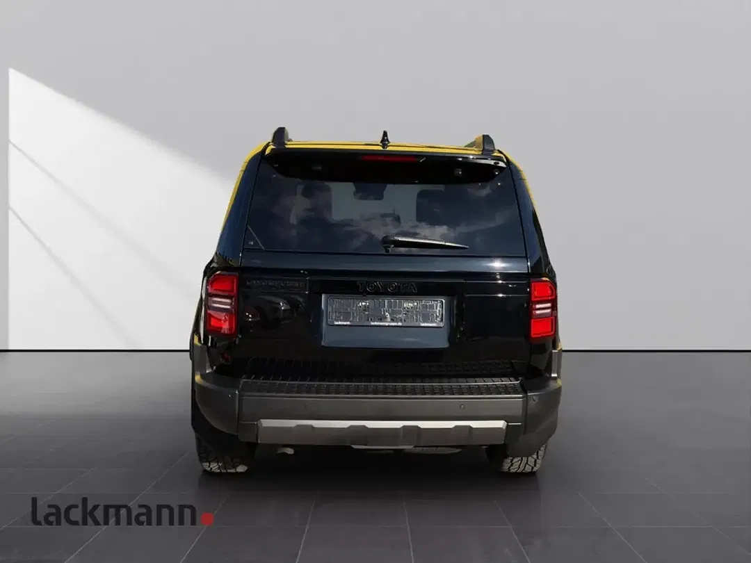 Toyota Land Cruiser 2.8 D-4D 4x4 Executive - Thumbnail 6