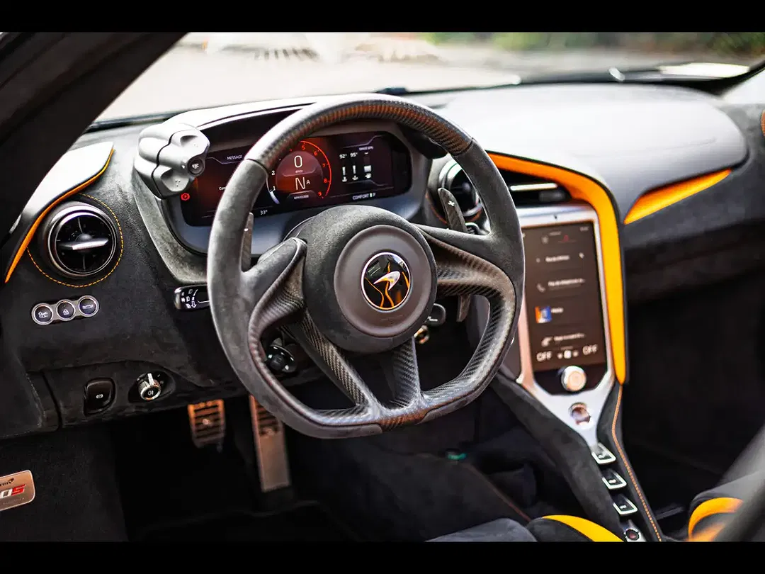 McLaren 750S MSO Spider - Thumbnail 15