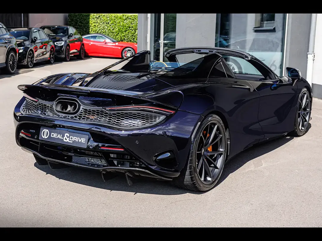McLaren 750S MSO Spider - Thumbnail 7