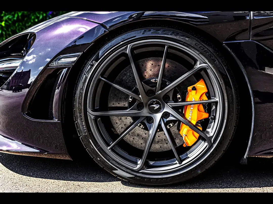 McLaren 750S MSO Spider - Thumbnail 8