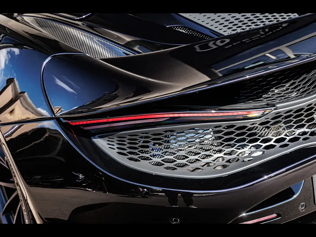 McLaren 750S MSO Spider - Thumbnail 9
