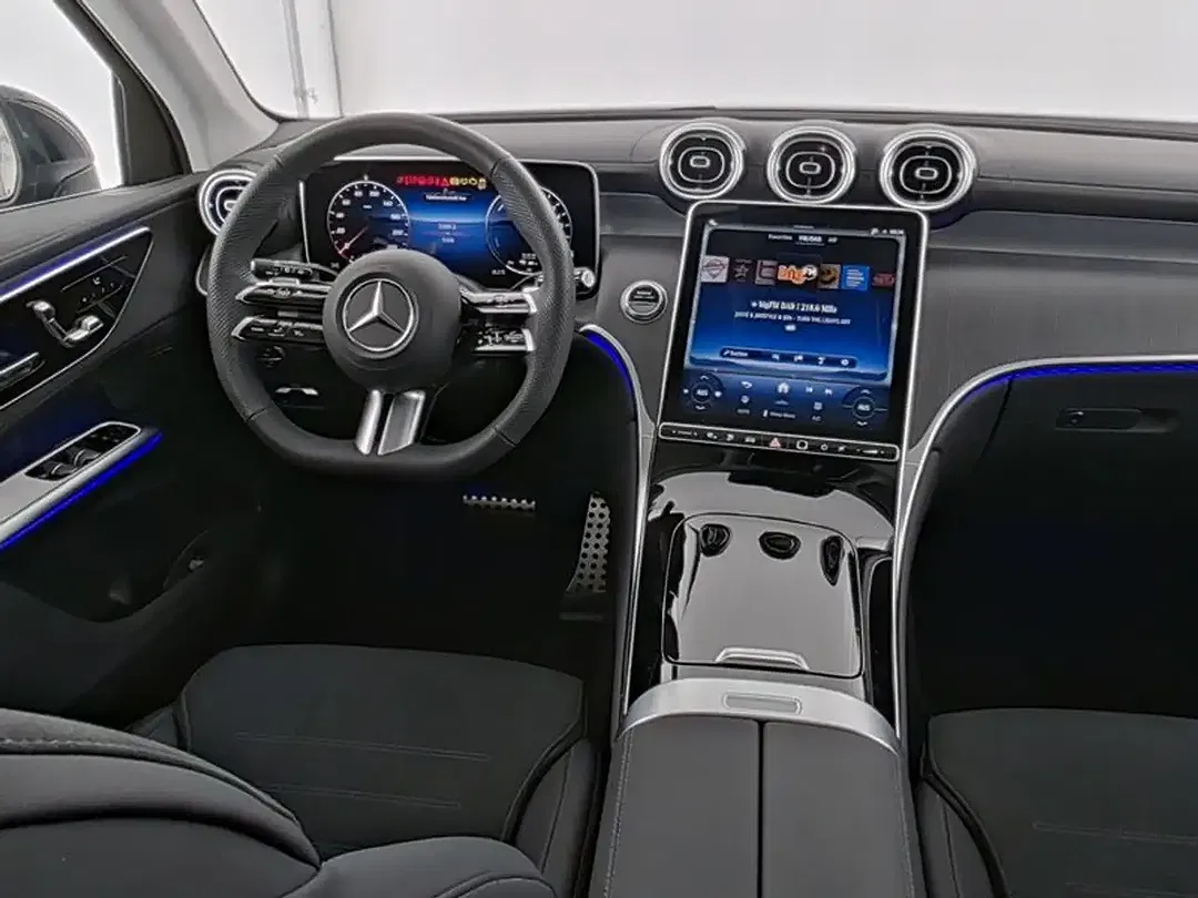 Mercedes-Benz GLC 300 4MATIC AIRMATIC - Thumbnail 3