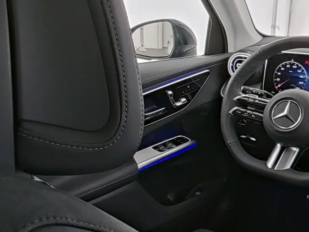 Mercedes-Benz GLC 300 4MATIC AIRMATIC - Thumbnail 5