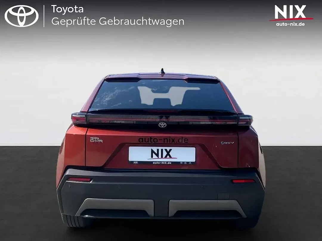 Toyota C-HR Teamplayer - Thumbnail 3