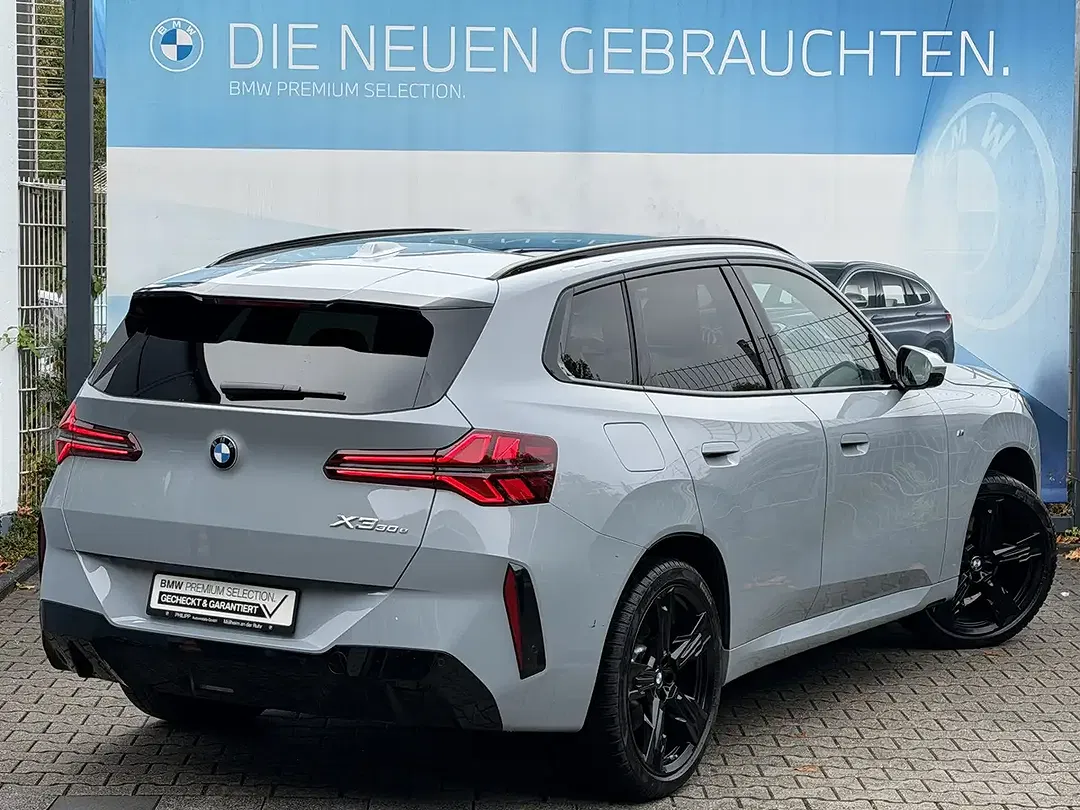 BMW X3 xDrive M Sport Pro - Thumbnail 4