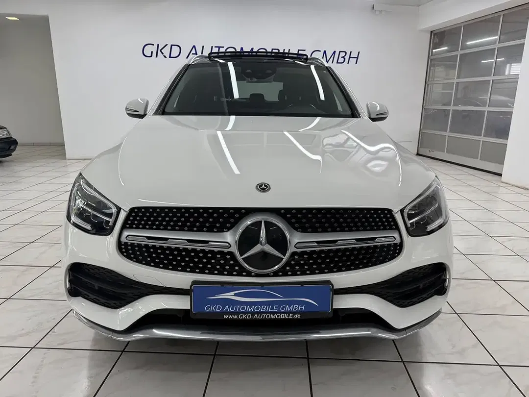 Mercedes-Benz GLC 200 4MATIC AMG Line - Thumbnail 6