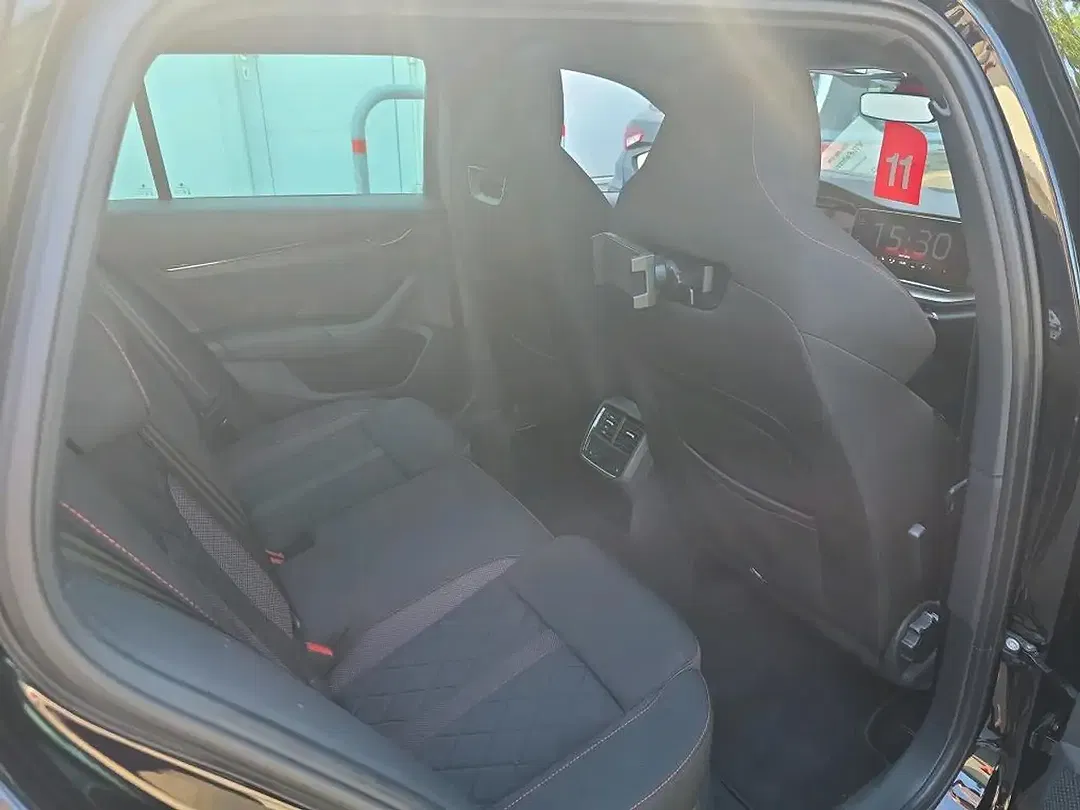 Skoda Octavia iV vRS Combi - Thumbnail 8