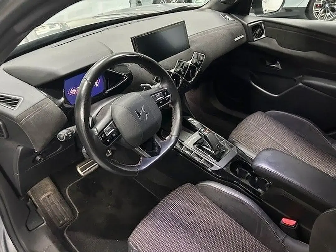 DS Automobiles DS 3 - Thumbnail 11