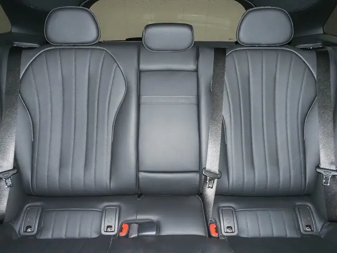 Mercedes-Benz EQE SUV 350 4MATIC AMG Premium Plus - Thumbnail 9