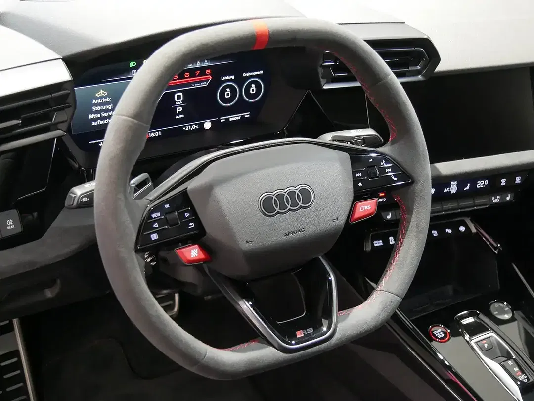 Audi RS3 S tronic - Thumbnail 9