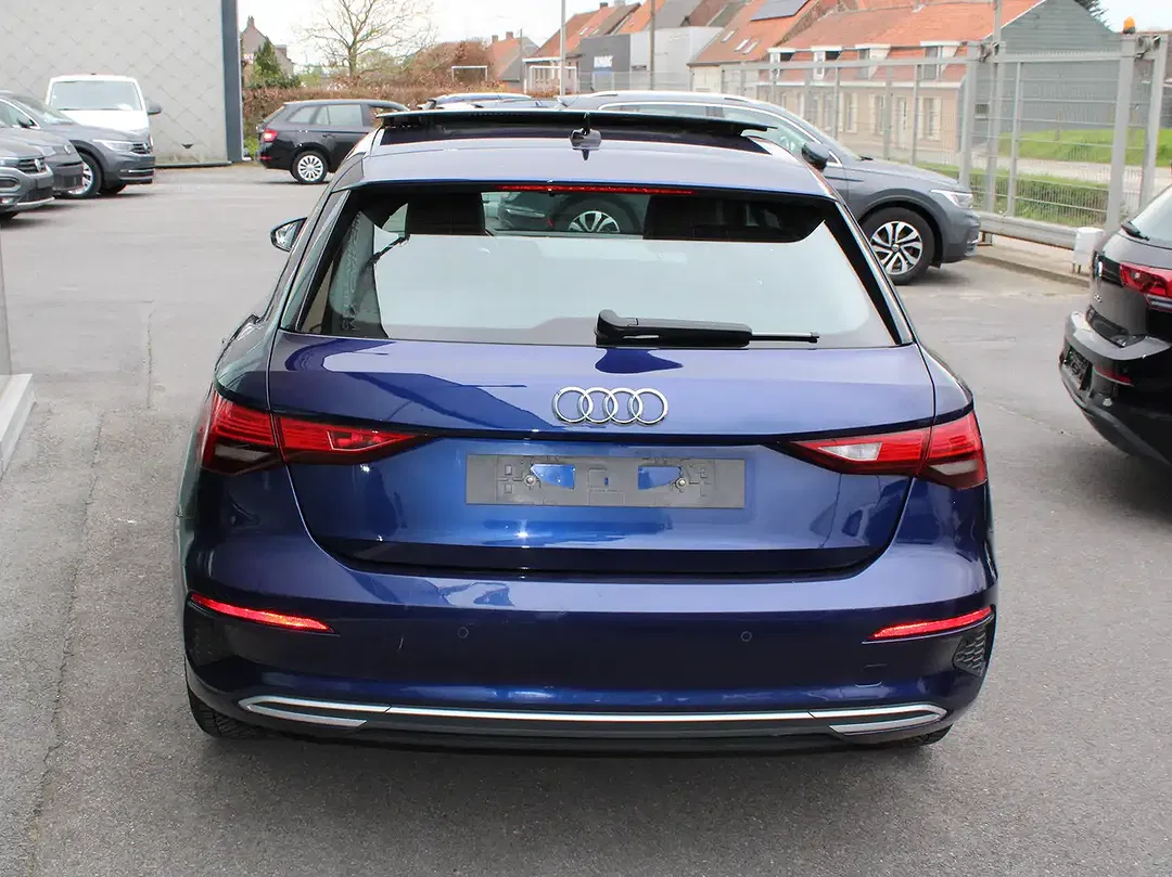 Audi A3 30 TFSI Sportback - Thumbnail 3