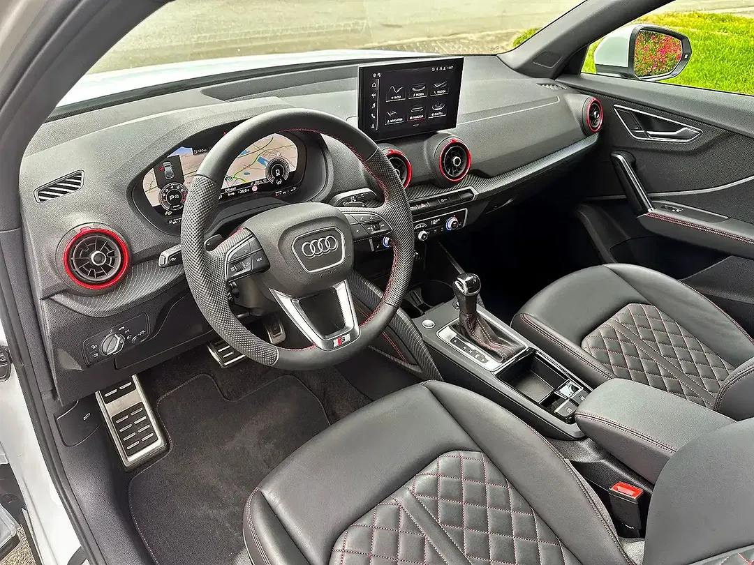 Audi Q2 S tronic competition S line - Thumbnail 10