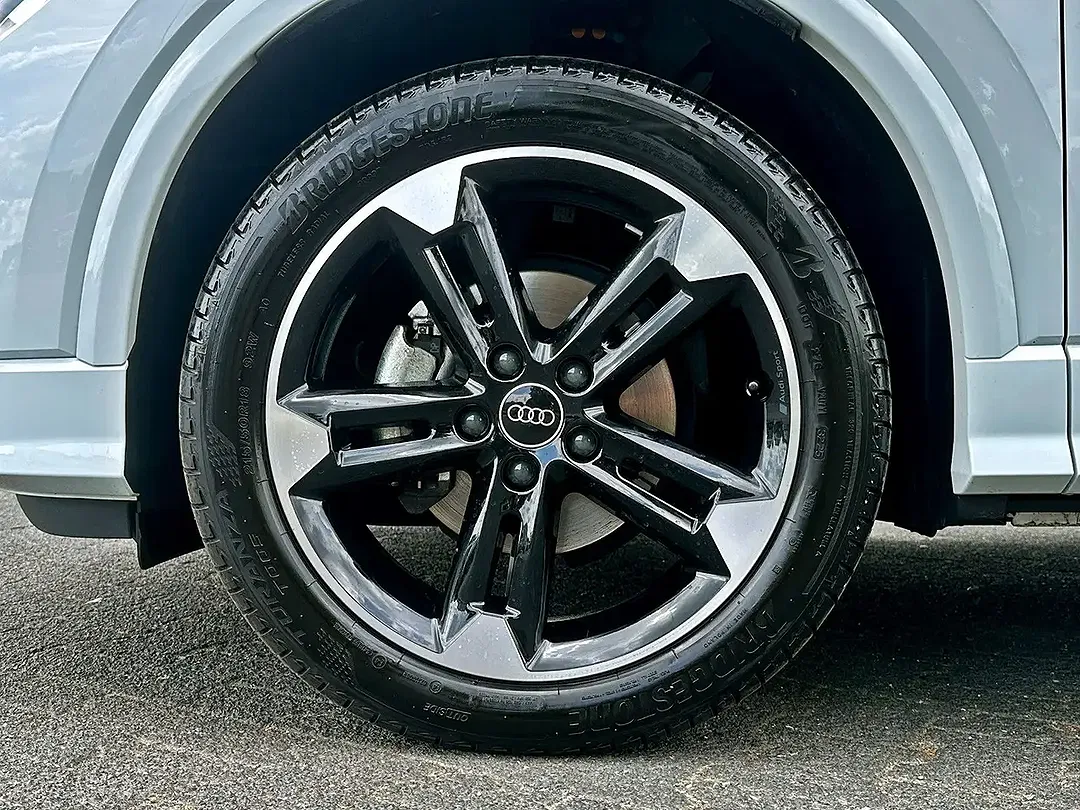 Audi Q2 S tronic competition S line - Thumbnail 6