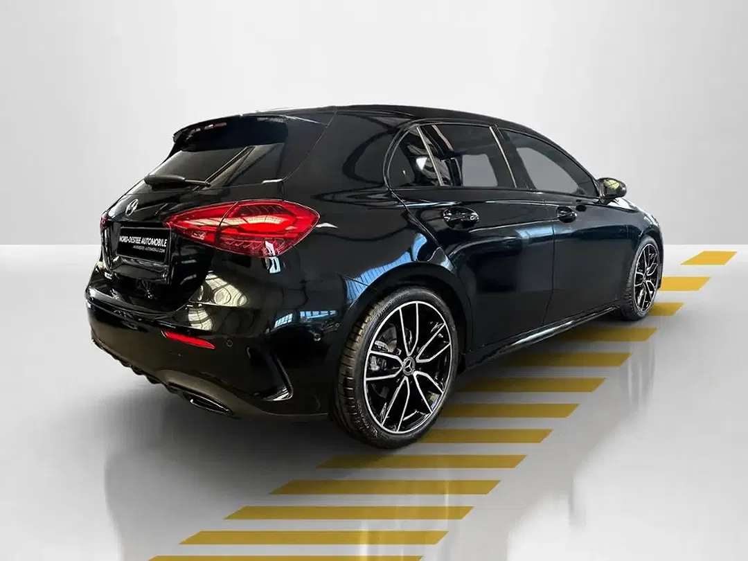 Mercedes-Benz A 200 AMG MBUX Night - Thumbnail 14