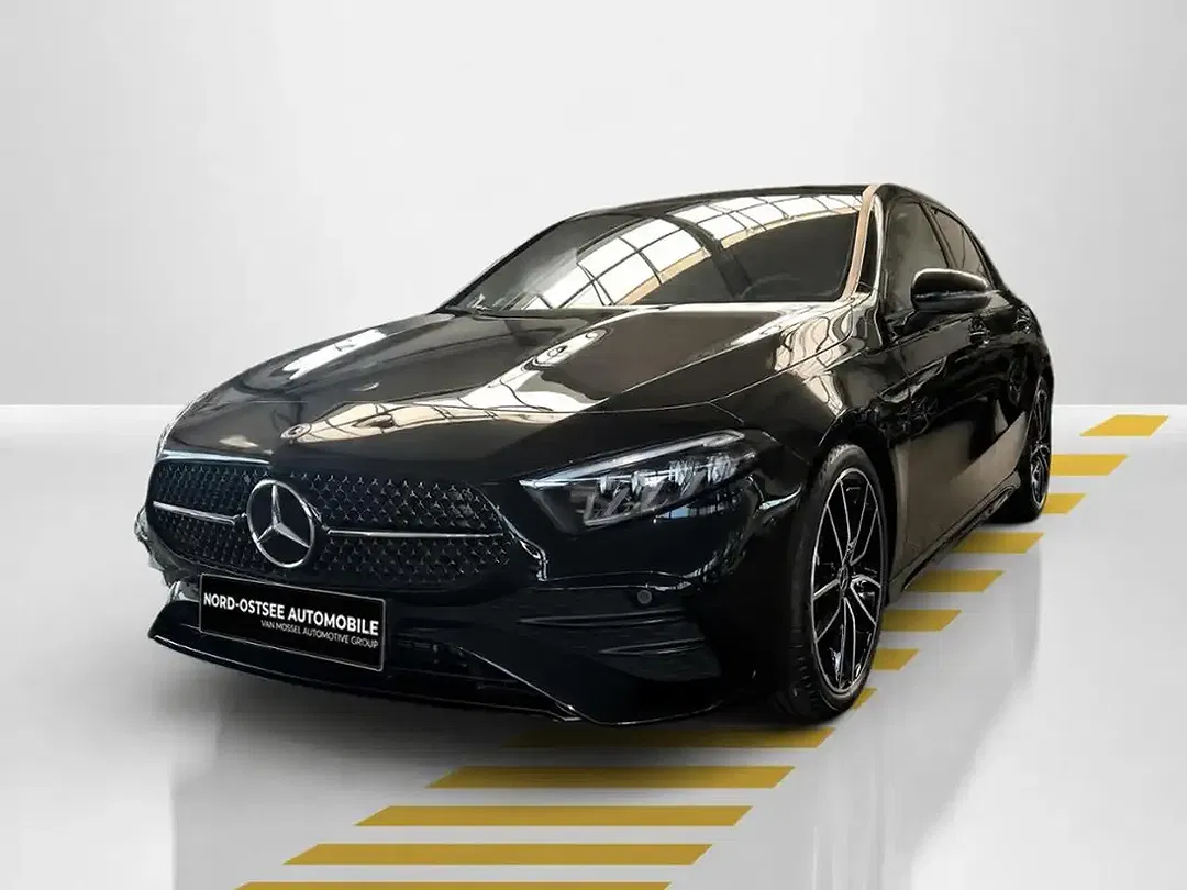Mercedes-Benz A 200 AMG MBUX Night - Thumbnail 2