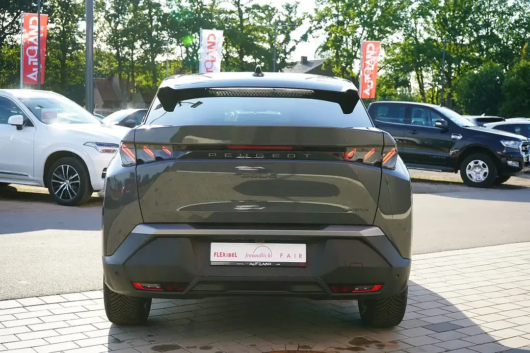 Peugeot 3008 145 AUT Hybrid GT - Thumbnail 4