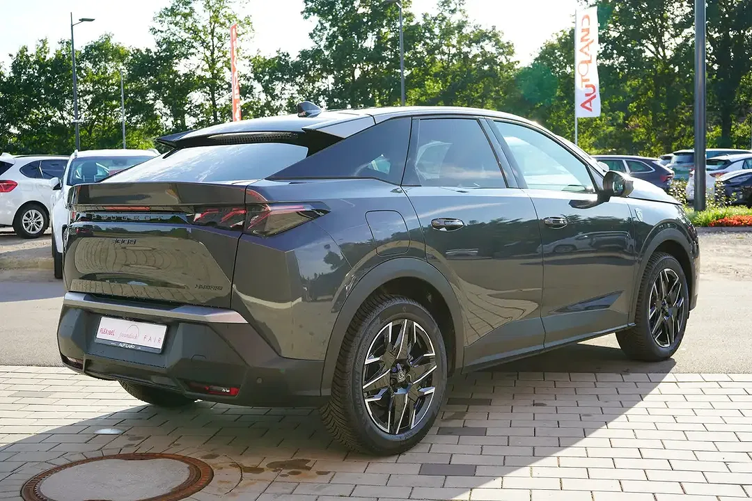 Peugeot 3008 145 AUT Hybrid GT - Thumbnail 5