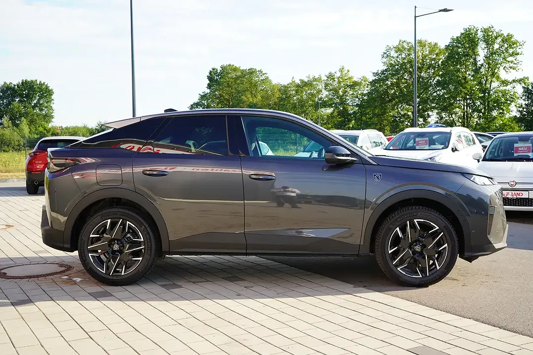 Peugeot 3008 145 AUT Hybrid GT - Thumbnail 6