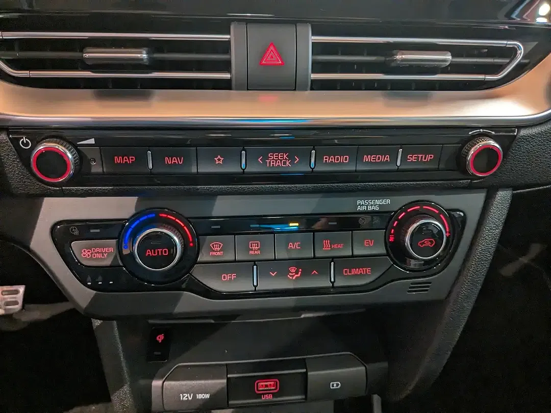 Kia Niro Spirit - Thumbnail 4