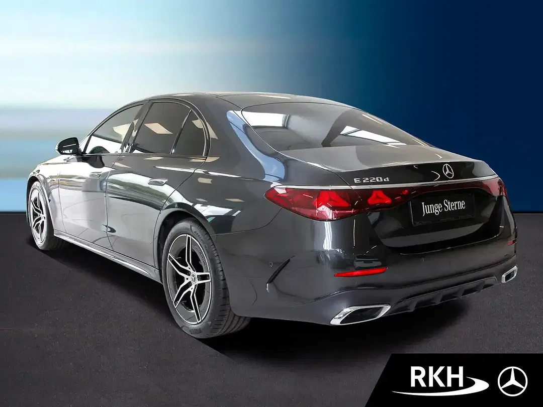 Mercedes-Benz E 220 AMG - Thumbnail 4