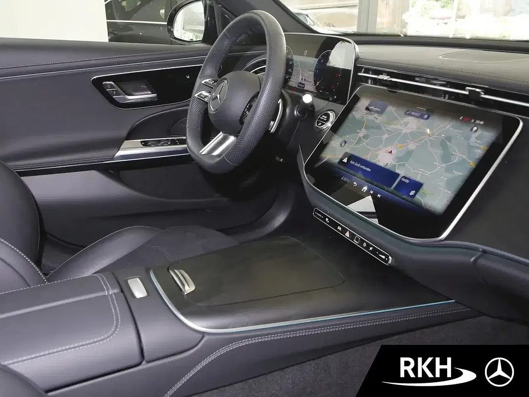 Mercedes-Benz E 220 AMG - Thumbnail 8