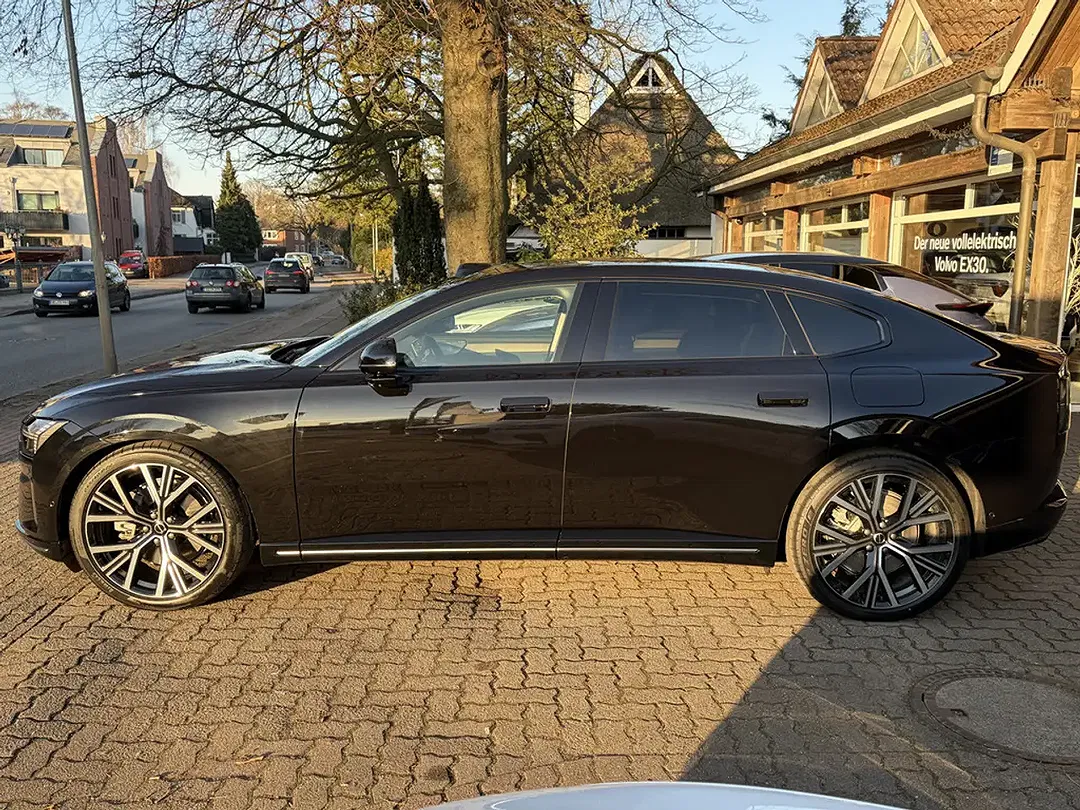 Volvo ES90 Single Motor Extended Range Ultra - Thumbnail 11