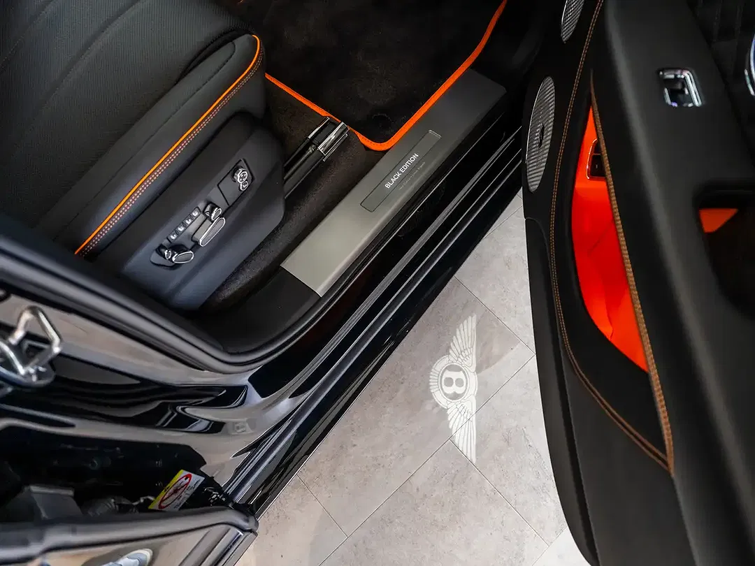 Bentley Bentayga 4.0 V8 S Black Edition - Thumbnail 17