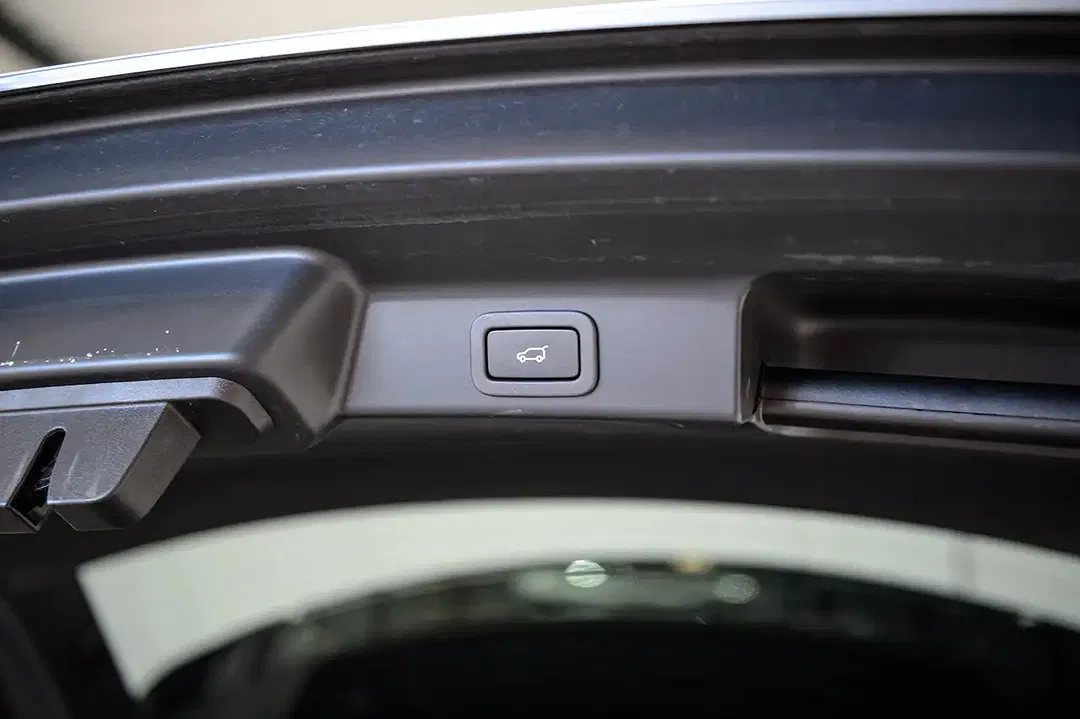 Jaguar F-Pace P400e 2.0 PHEV 4x4 R-Dynamic Black - Thumbnail 14