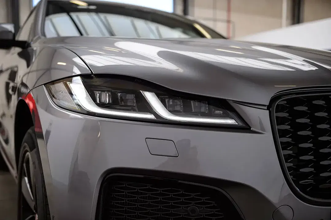 Jaguar F-Pace P400e 2.0 PHEV 4x4 R-Dynamic Black - Thumbnail 7