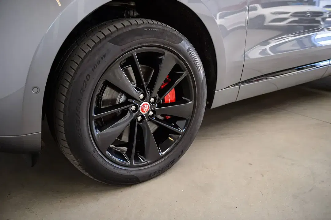Jaguar F-Pace P400e 2.0 PHEV 4x4 R-Dynamic Black - Thumbnail 9