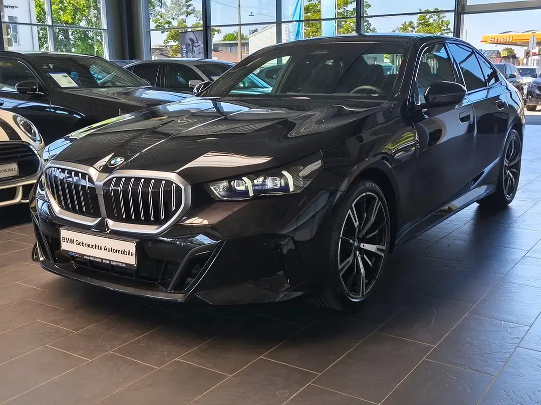 BMW 520 M Sport - Thumbnail 3