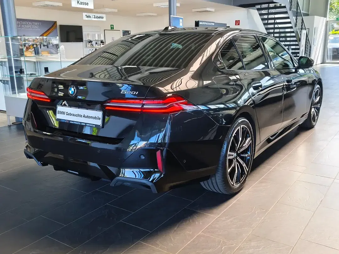 BMW 520 M Sport - Thumbnail 7