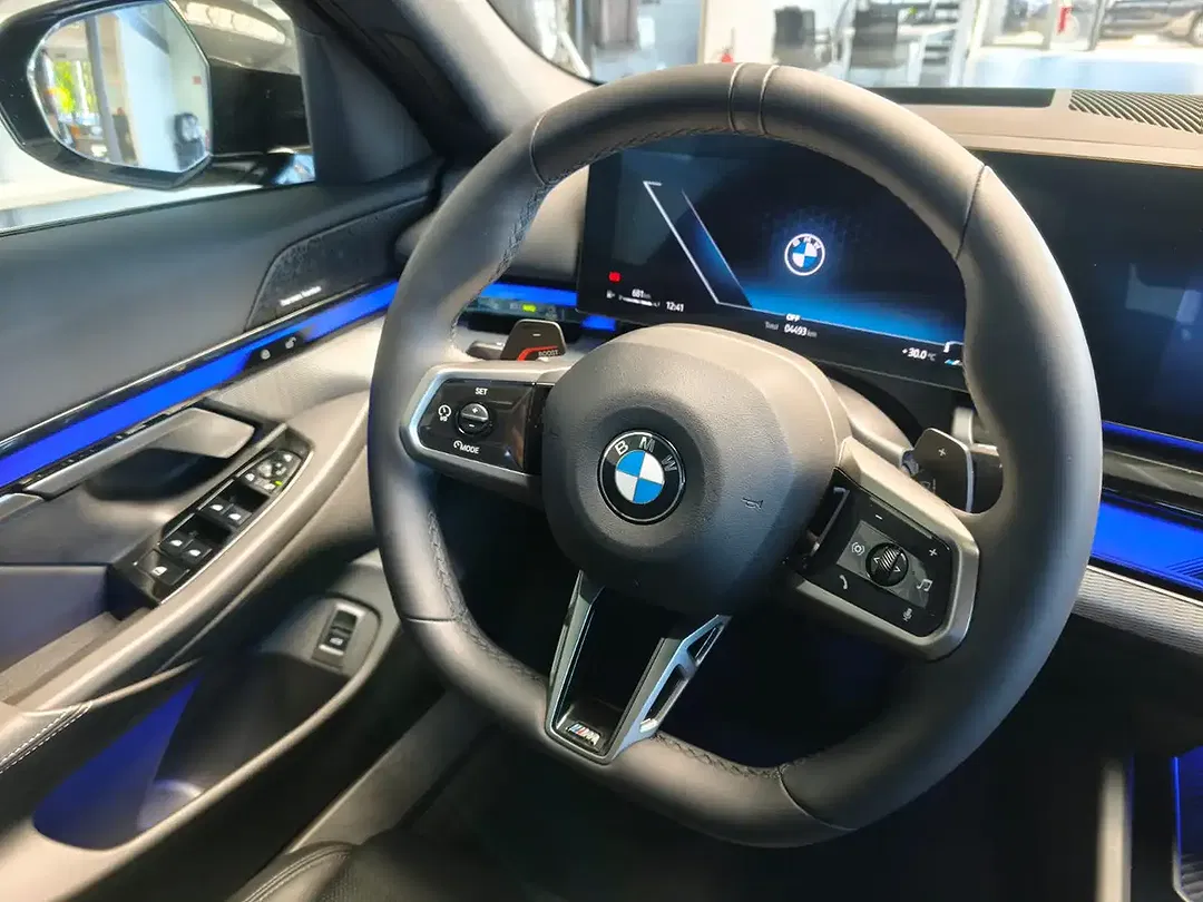 BMW 520 M Sport - Thumbnail 9