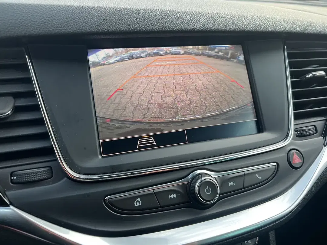 Opel Astra Design - Thumbnail 13