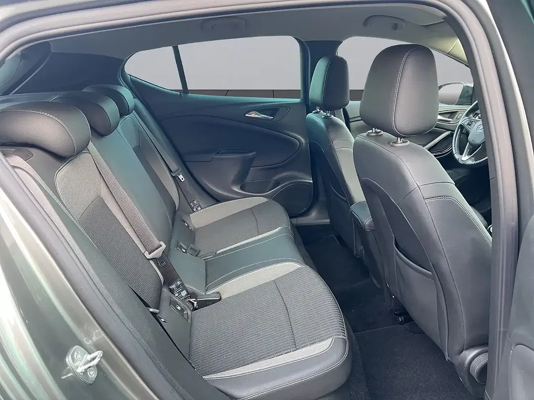 Opel Astra Design - foto 15