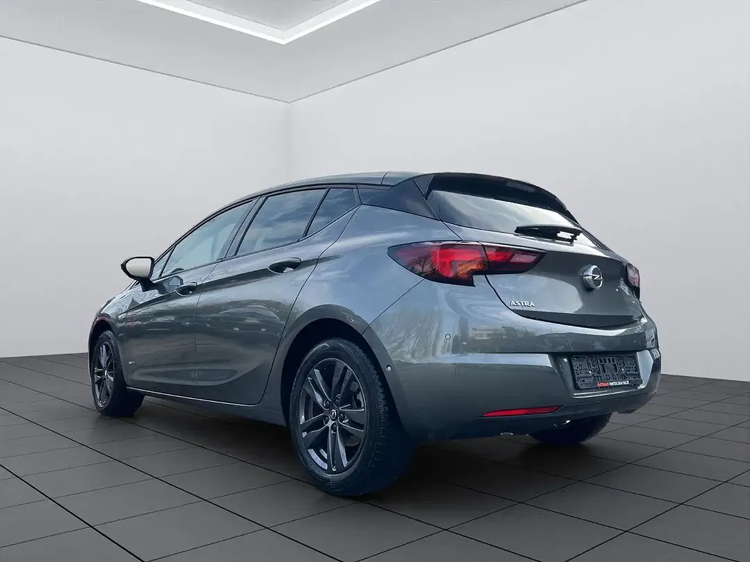 Opel Astra Design - Thumbnail 3