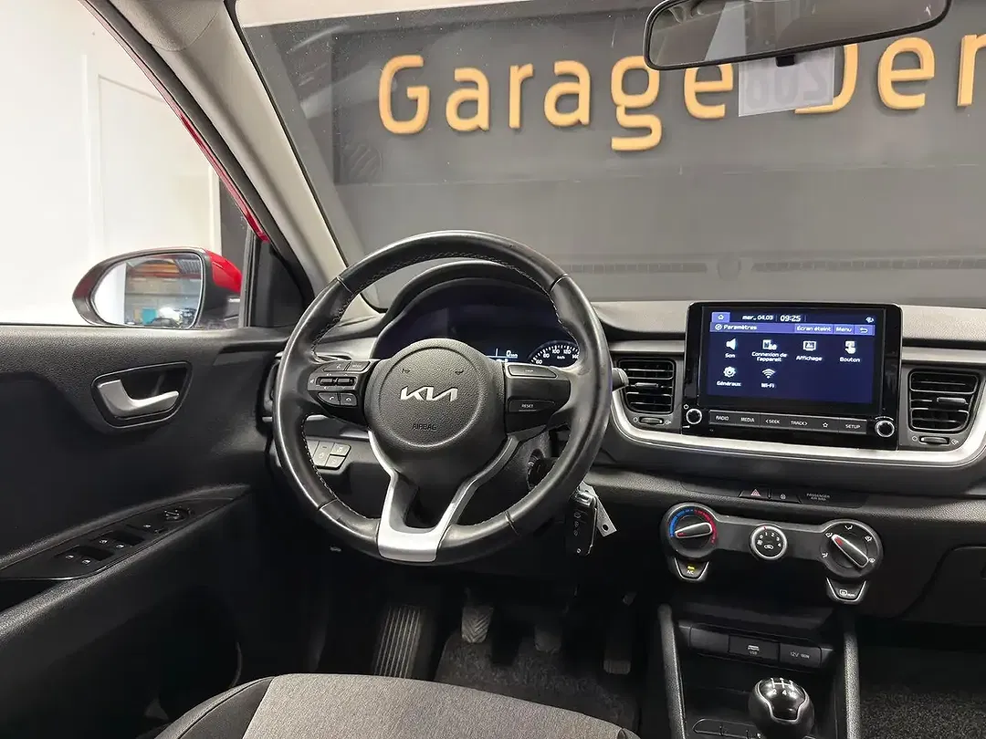 Kia Stonic 1.2 - Thumbnail 10