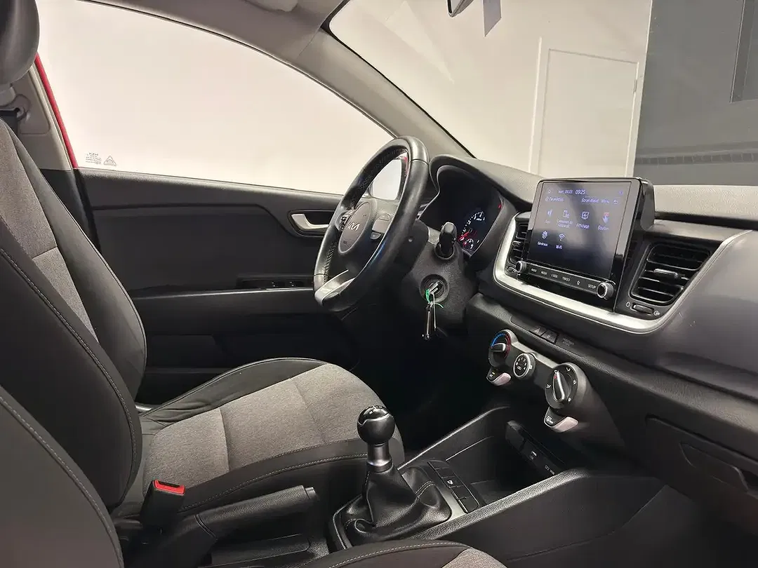 Kia Stonic 1.2 - Thumbnail 13