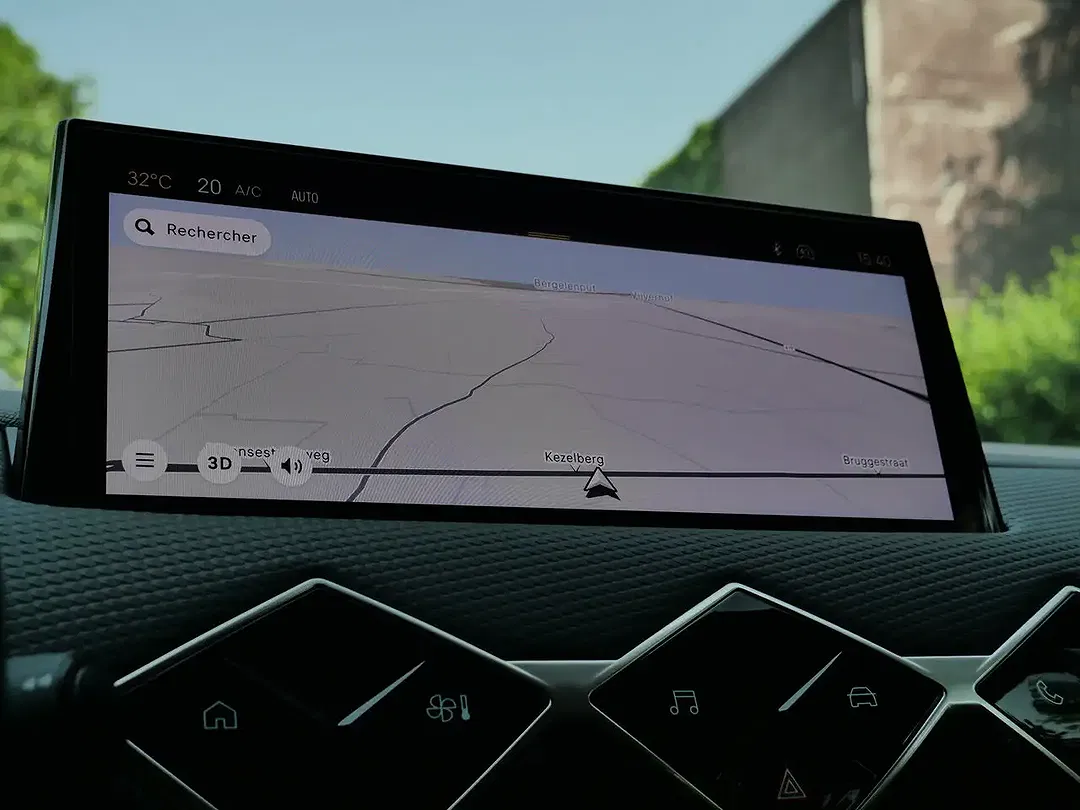 DS Automobiles DS 3 Crossback - Thumbnail 13