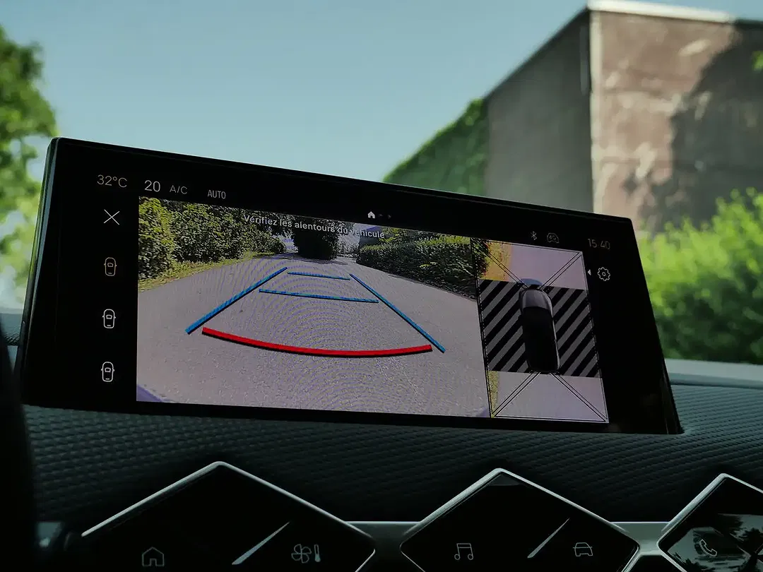 DS Automobiles DS 3 Crossback - Thumbnail 14