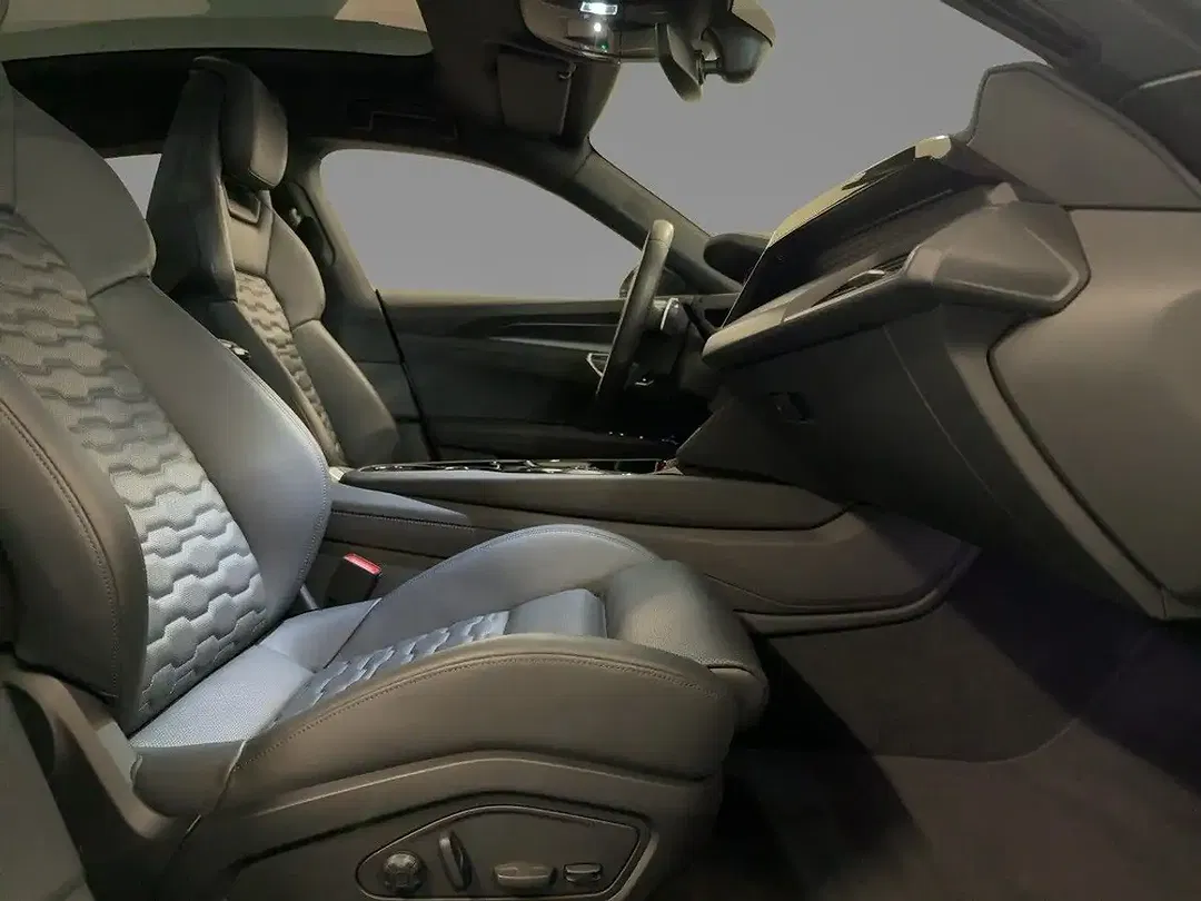 Audi e-tron GT quattro Matrix LED - Thumbnail 7