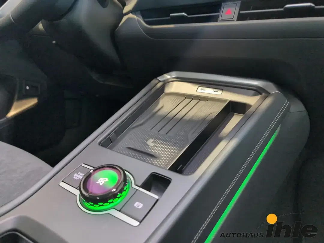 Volkswagen T-Roc 1.5 eTSI EV DSG Style - Thumbnail 8