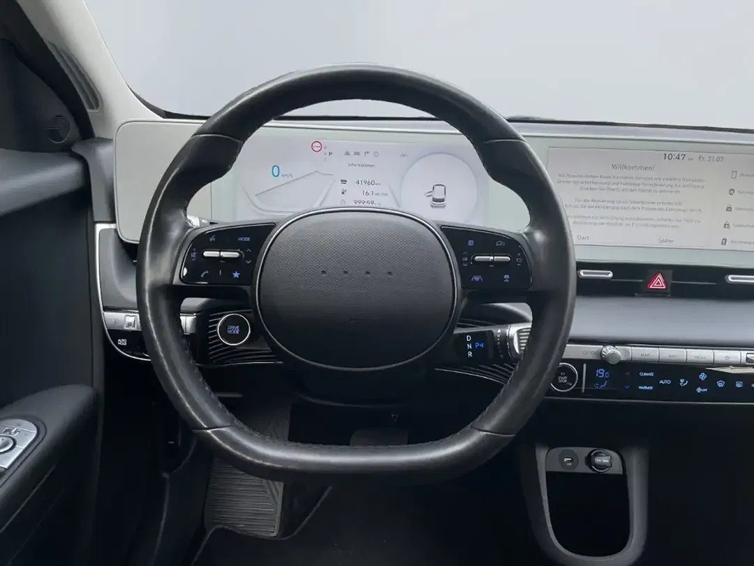 Hyundai IONIQ 5 - Thumbnail 10