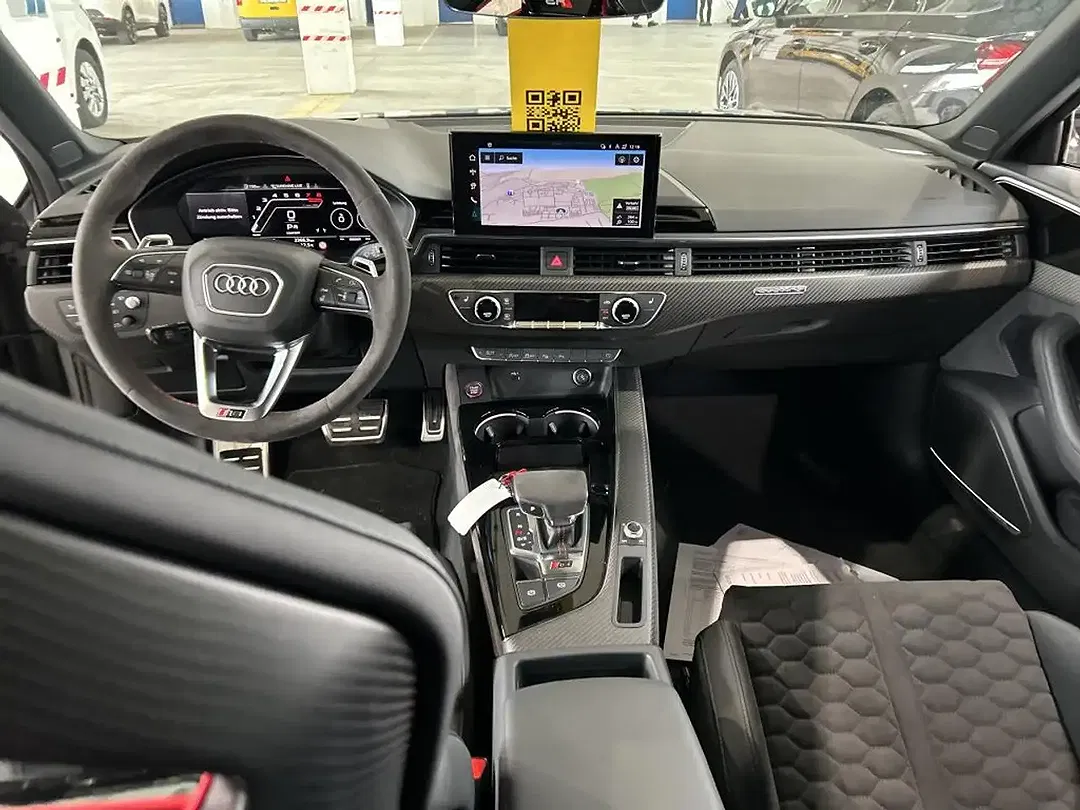 Audi RS4 competition plus Avant - Thumbnail 7